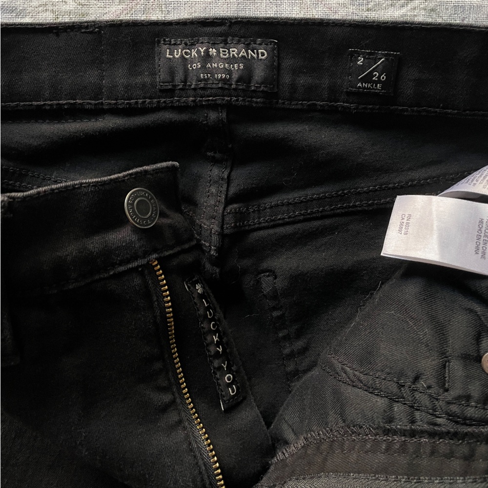 Lucky Brand Bridgette High Rise Cropped - Picture 6 of 9